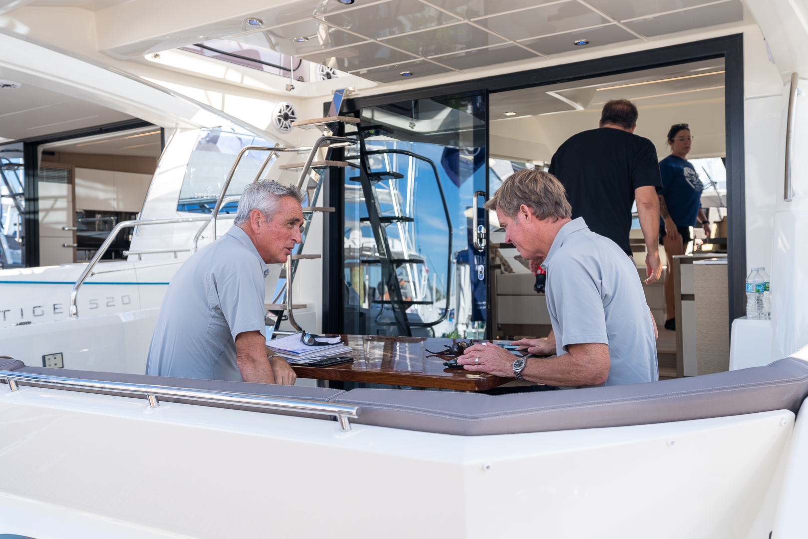 sailboat yacht brokers